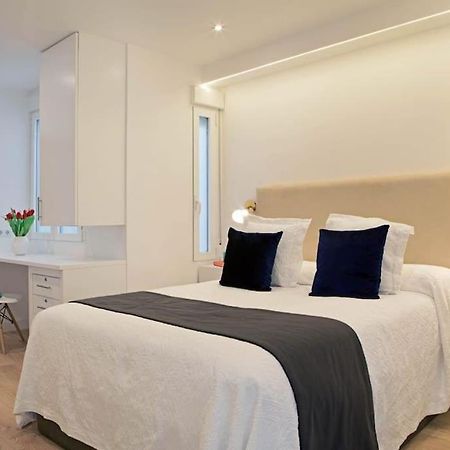 Luminoso Apartamento Con Terraza En Sol Apartment Madrid Bagian luar foto